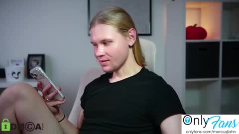 marcusjlahn online show from November 1, 12:44 am