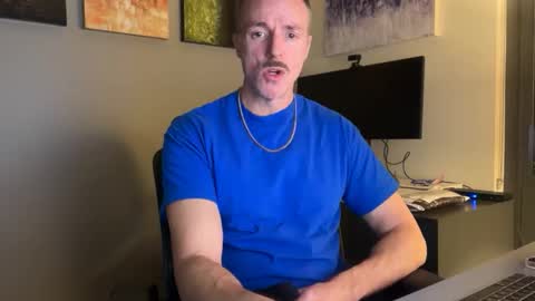 Marcus online show from December 23, 1:23 am