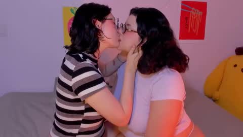 danna online show from December 2, 12:09 am