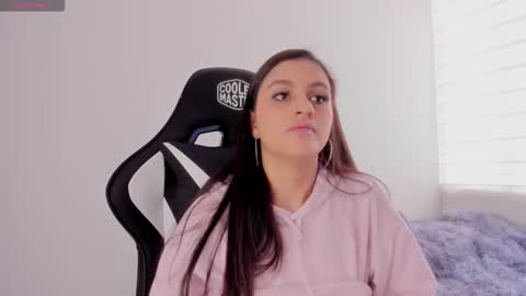 Maria online show from October 8, 6:14 pm