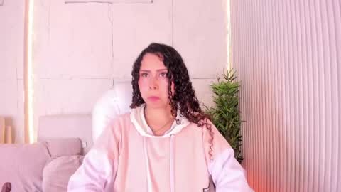 Marelyn online show from April 18, 11:34 am