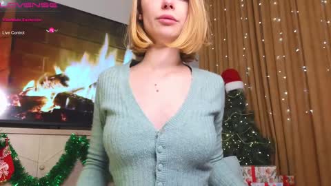 Snapshot of margareata chatting on January 14, 11:53 am - Alisa online show from January 14, 11:53 am