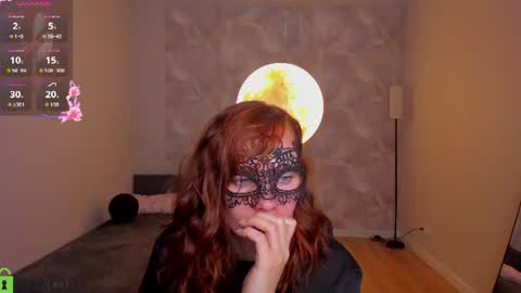 Margo Kellly online show from July 27, 12:30 am