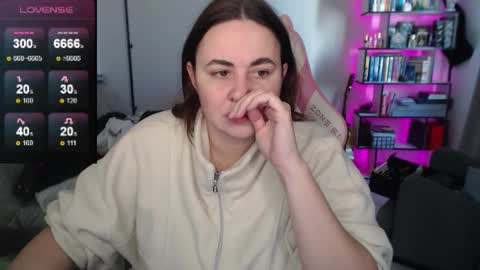 mari moore online show from March 24, 8:20 am