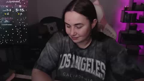 mari moore online show from November 23, 8:12 am