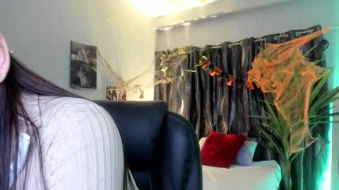 mari_salgado online show from October 26, 12:06 pm