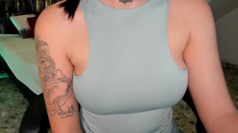 mari_salgado online show from October 20, 11:37 am