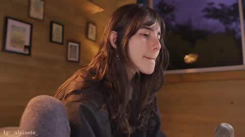 Alfonsina online show from December 14, 11:00 pm