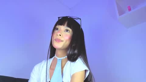 S O F I A  model independent online show from September 28, 9:13 pm