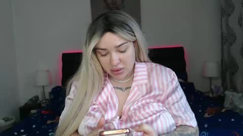 mariabloom999 online show from February 11, 8:40 am