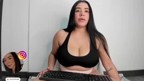 Maria Camila online show from January 14, 7:11 pm