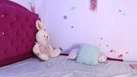 Giselle Mara  online show from March 27, 10:44 pm