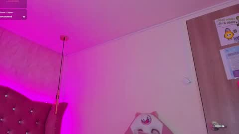 Snapshot of mariam__cute chatting on January 25, 3:20 pm online show from January 25, 3:20 pm