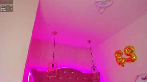 Snapshot of mariam__cute chatting on March 12, 10:07 pm online show from March 12, 10:07 pm
