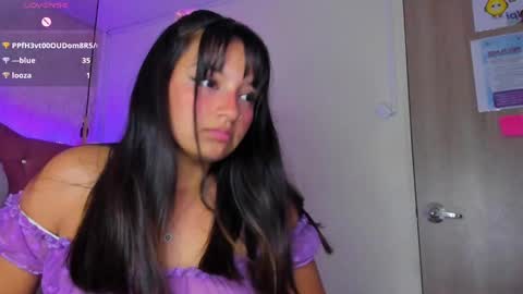 Snapshot of mariam__cute chatting on January 31, 9:48 pm online show from January 31, 9:48 pm