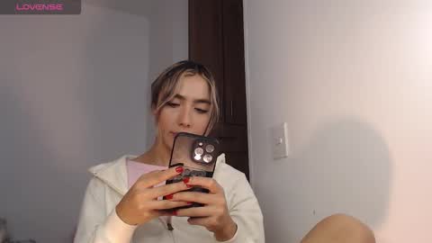 Mariana online show from October 28, 3:29 am