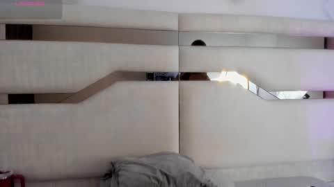 Mariana online show from October 17, 1:59 pm