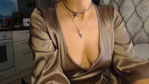 MarianaMur online show from November 17, 5:21 am