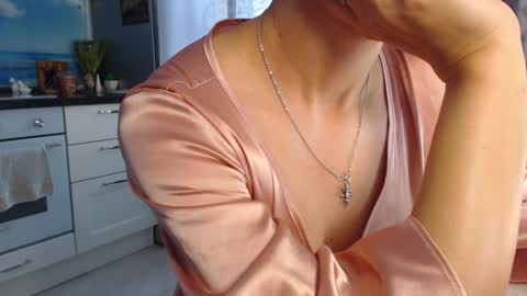 MarianaMur online show from October 17, 8:40 am