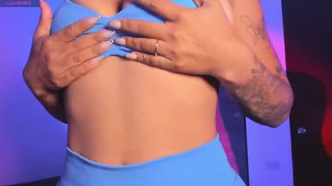 mariana_swift_ online show from July 27, 5:38 am