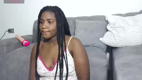 marianaee online show from October 10, 6:52 am