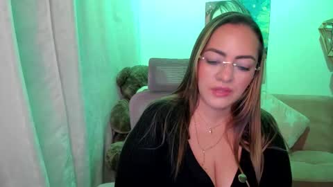 Mariana Lopez online show from October 1, 1:48 am