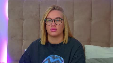 Maria online show from November 19, 6:24 am