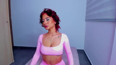 M A R I A N E online show from February 15, 7:16 am