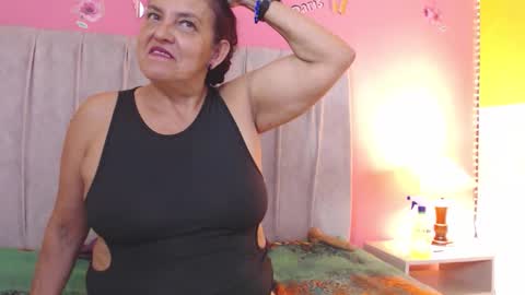 marielahorny303av online show from October 1, 3:00 pm