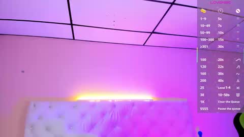 mariie_tayy online show from September 12, 9:17 pm