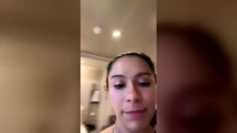 mariiii02222 online show from June 29, 12:07 am