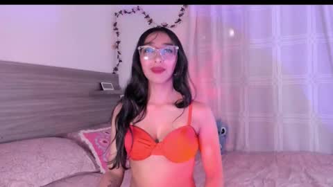 Luna Dulk online show from December 5, 12:36 pm