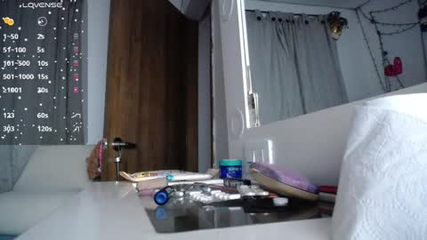 Marillyn  online show from October 26, 9:32 am