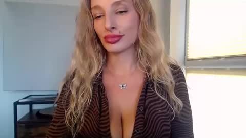 MarilynDevilish online show from September 26, 3:53 pm