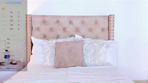 marilynrossy online show from March 10, 2:39 am