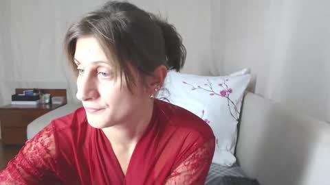 FOREVER YOURS online show from January 15, 7:33 pm