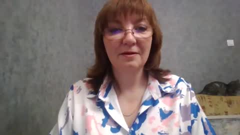 marinamrs online show from October 5, 8:05 pm