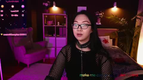 Snapshot of marine_vact chatting on March 6, 5:33 pm Marine online show from March 6, 5:33 pm