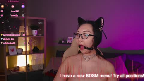 Snapshot of marine_vact chatting on February 5, 8:35 pm Marine online show from February 5, 8:35 pm