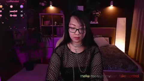 Snapshot of marine_vact chatting on March 4, 5:24 pm Marine online show from March 4, 5:24 pm