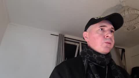 marinocalito online show from December 5, 4:38 pm