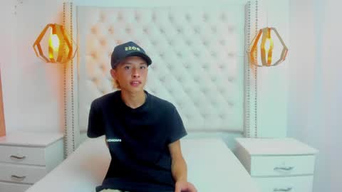 Mario online show from May 19, 9:44 pm