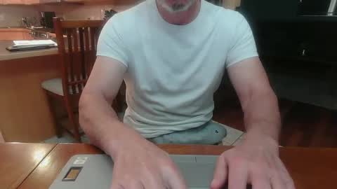 Snapshot of mark48130 chatting on September 13, 7:22 am Mark online show from September 13, 7:22 am
