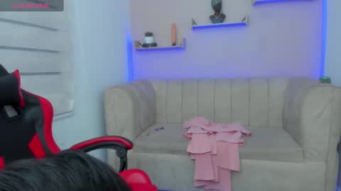 mark 4 20 online show from February 25, 8:25 am