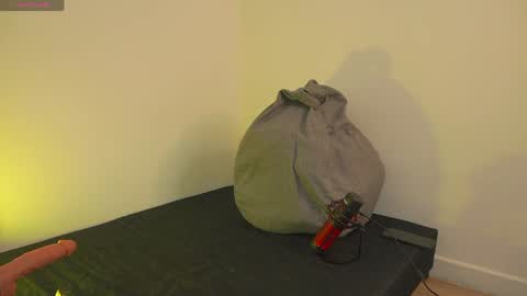 mark_broown_ online show from March 31, 8:20 pm