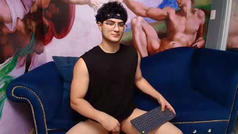 mark_evans1_ online show from February 25, 11:26 pm