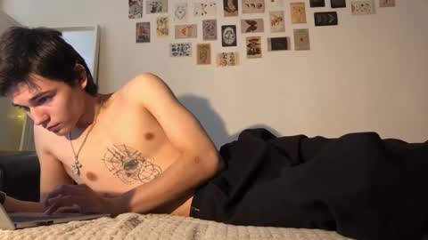 Mark online show from October 22, 9:56 am