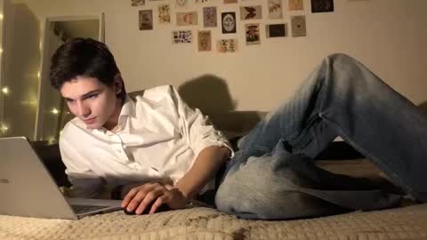 Mark online show from October 23, 3:35 pm