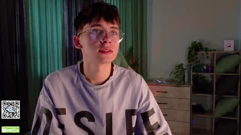 Mark online show from November 15, 3:30 am