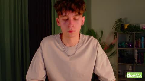 Mark online show from February 8, 3:15 pm